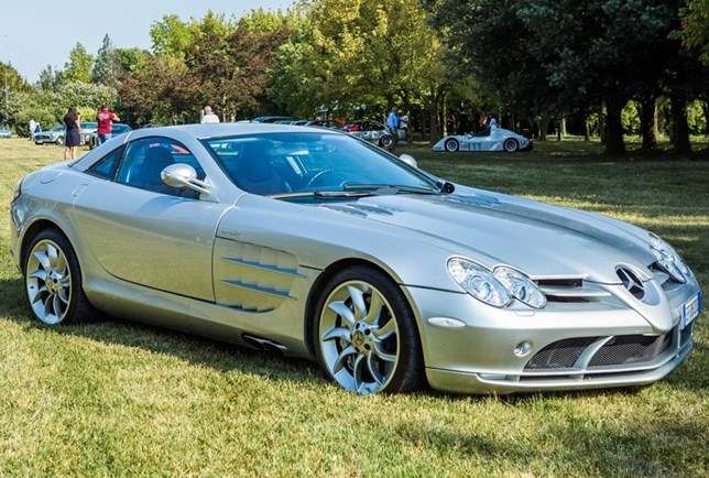 Mercedes-Benz SLR McLaren