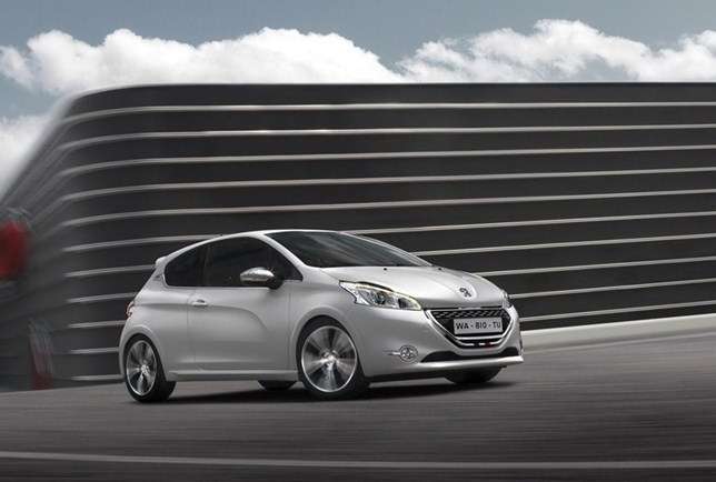 Peugeot 208 GTi_Salao de Paris