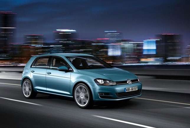 Volkswagen Golf VII_Salao de Paris