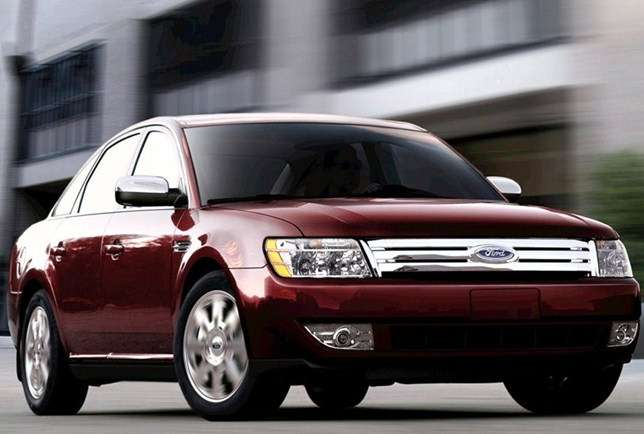 Ford-Five_Hundred_2008