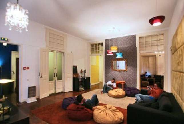 Travellers House