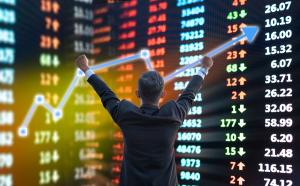 Investidor ganha com operações na Bolsa (Shutterstock)