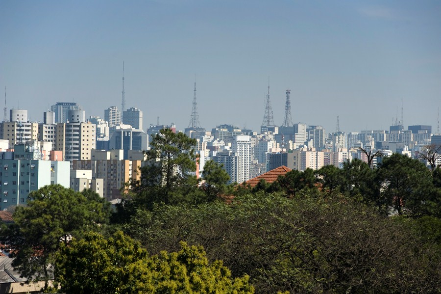 Aluguel sobe 0,84% em março e acumula alta acima da inflação em 2026, diz FipeZAP