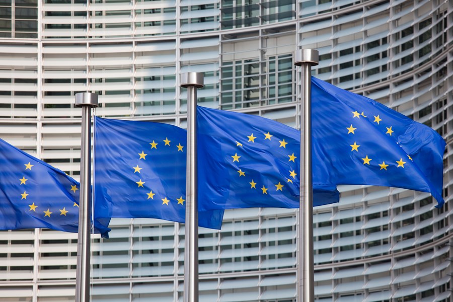 Em busca de maior eficiência, UE se prepara para testar criptoações