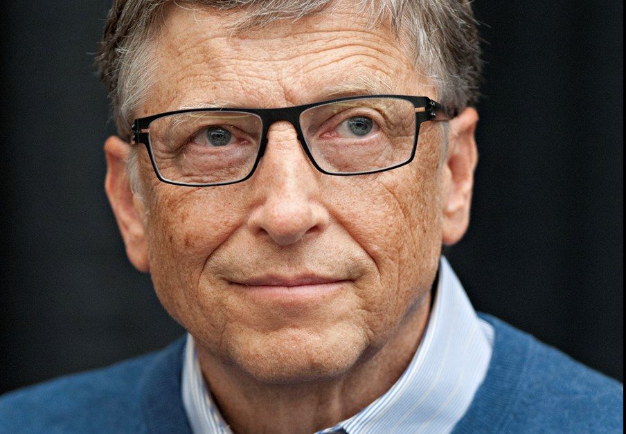 Bill Gates admite “grande erro” em encontros com Epstein