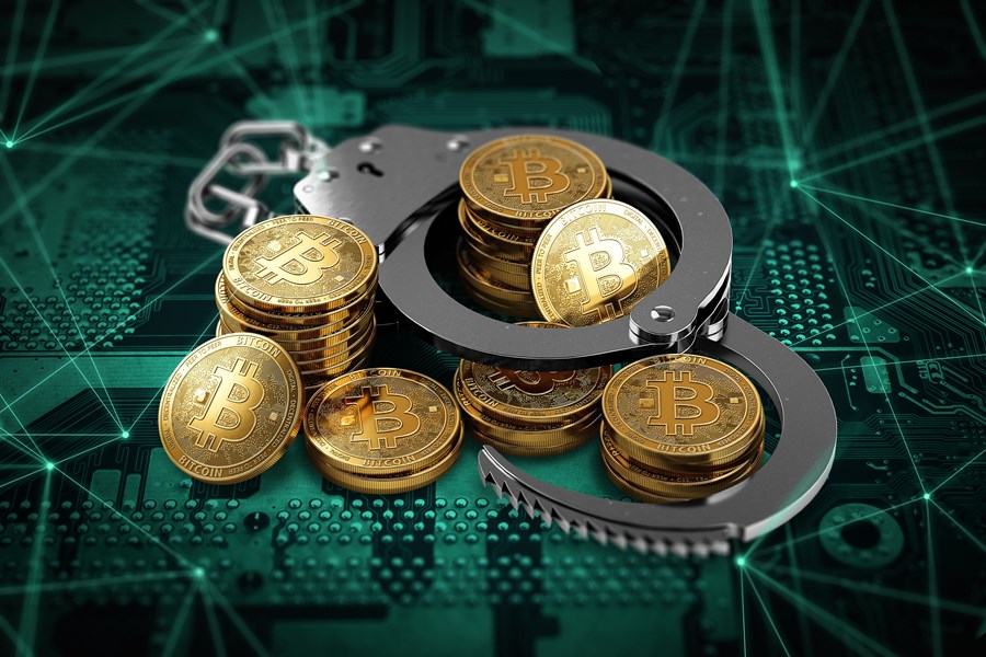 Ex-funcionário da Coinbase é preso nos EUA acusado de insider trading com criptos