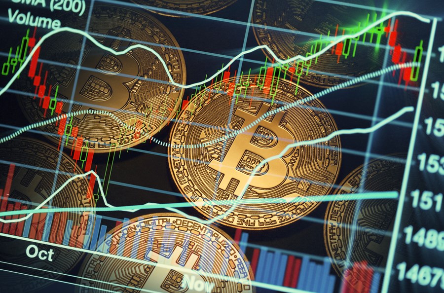 Bitcoin volta aos US$ 22 mil, Ethereum mantém rali e mercado cripto supera US$ 1 tri de valor
