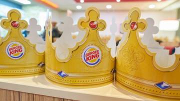 Coroas de papel do Burger King