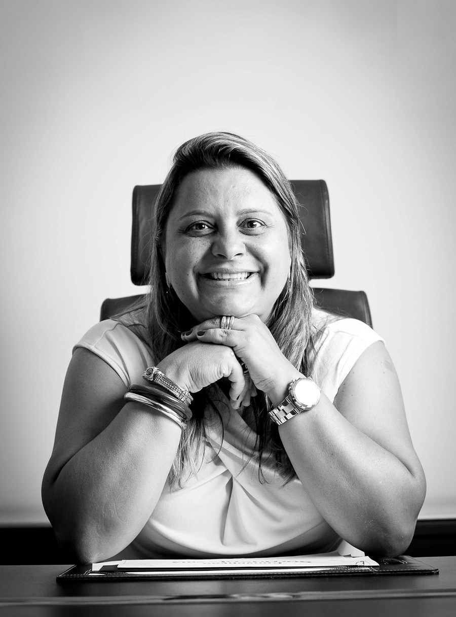 A Surpreendente Virada de Carla Sarni: Como a Caminhada Diária Transformou Sua Saúde e o Negócio Sorridents