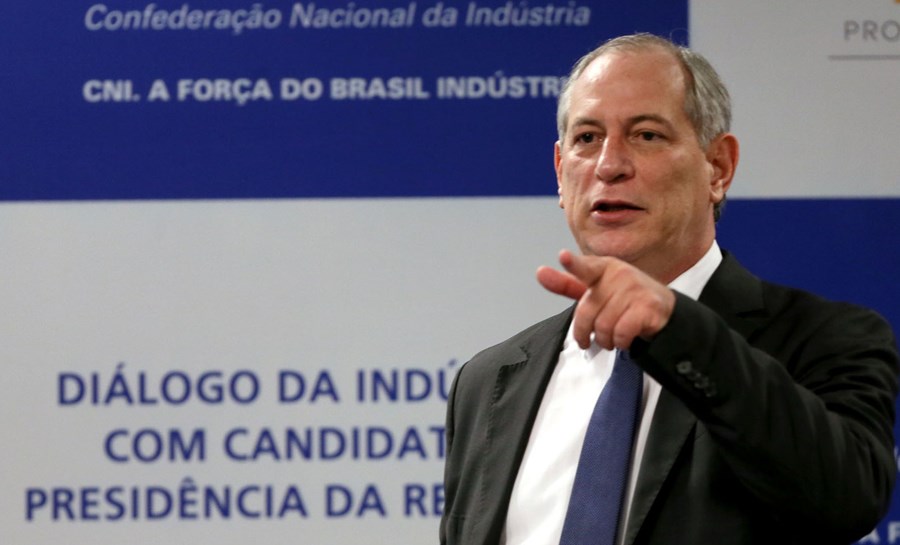 Convite para Ciro disputar Planalto anima PSDB nacional, mas gera questões no Ceará