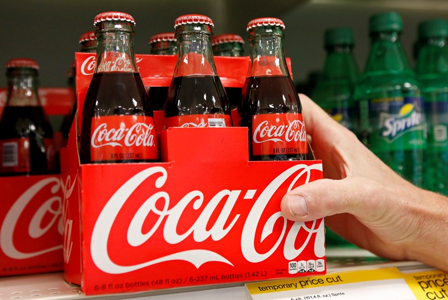 Coca-Cola tem lucro maior no 3º trimestre mas receita cai | InfoMoney