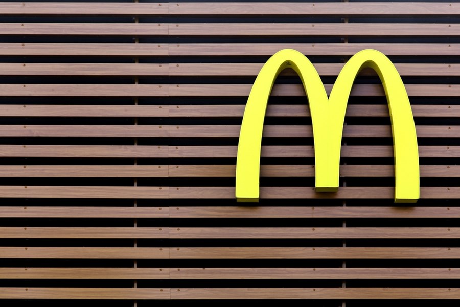Criptomoeda falsa salta 285.000% após piada do McDonald’s