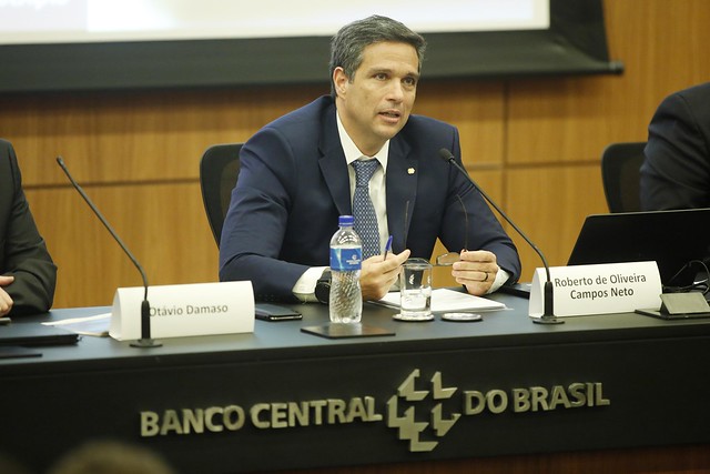 Roberto Campos Neto, presidente do Banco Central, dá entrevista a jornalistas