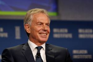 Tony Blair: “Estou mais otimista com a economia brasileira do que com a economia global” 1 tony blair bloomberg