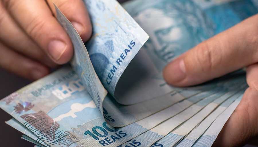Dinheiro esquecido': brasileiros deixam de resgatar R$ 3,6 bilhões em  bancos - InfoMoney