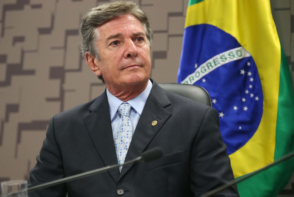 Maioria dos ministros do STF vota pela condena&ccedil;&atilde;o de Collor - InfoMoney