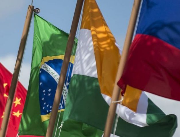 cropped-923609-brics_-1.jpg