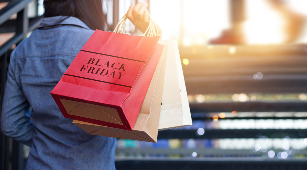 Consumidores antecipam compras, e varejistas têm Black Friday 'morna'; veja números