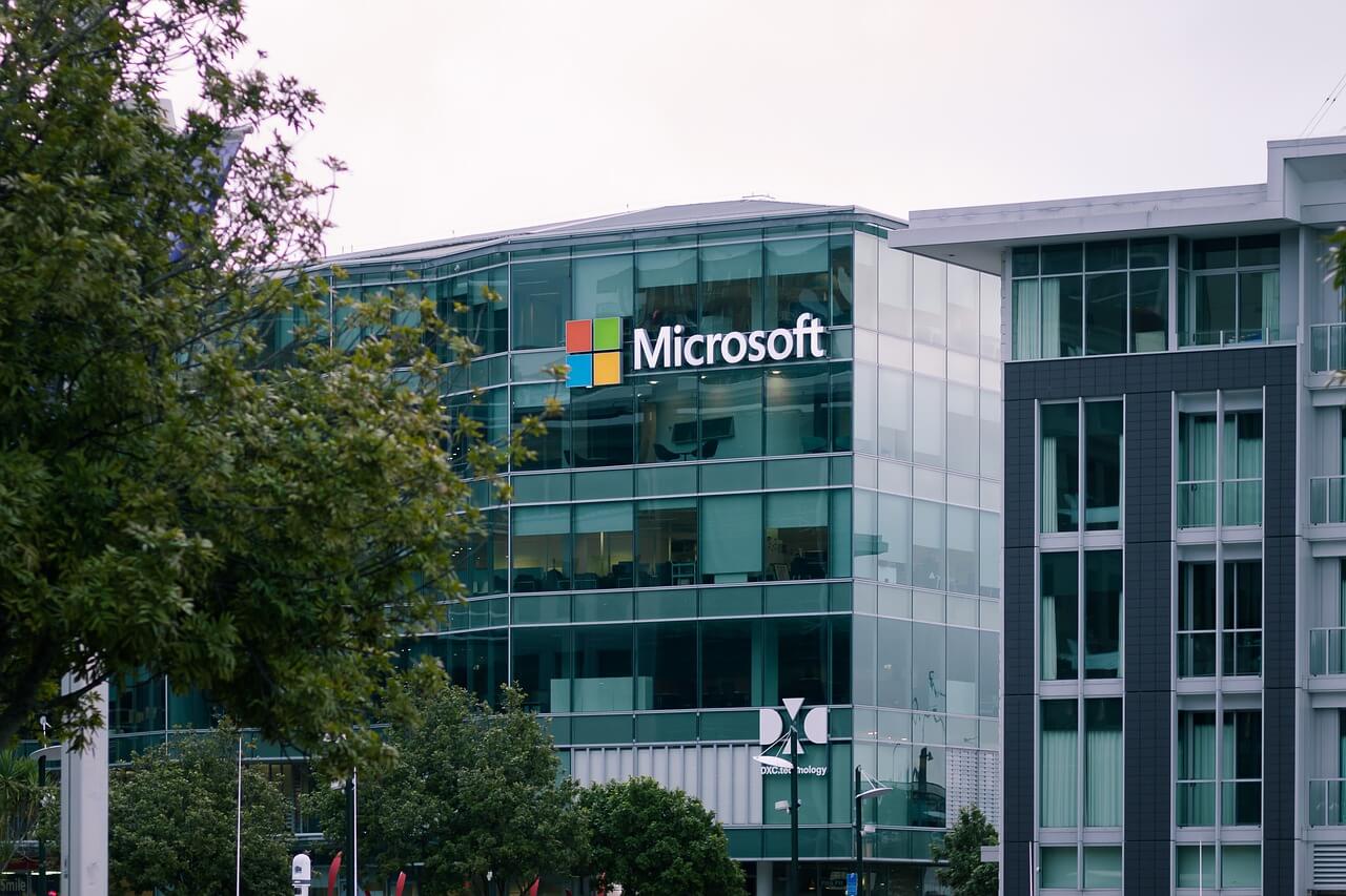 Os US$ 30 que fizeram a Microsoft ganhar US$ 146 bilhões em valor de  mercado - NeoFeed
