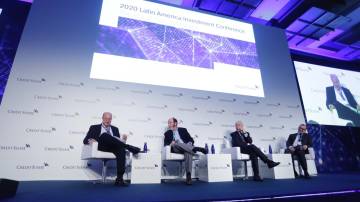 Os economistas Gustavo Franco, Pérsio Arida e Armínio Fraga, em evento promovido pelo Credit Suisse