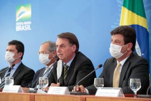 Bolsonaro e Ministros de Estado em coletiva sobre coronavírus