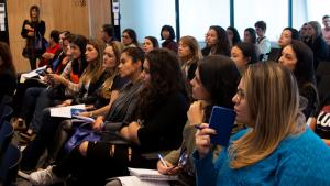 número de mulheres investindo