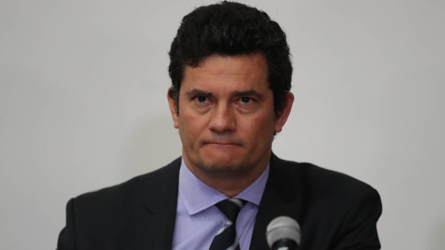 Moro anuncia demissão e acusa Bolsonaro de interferir na PF