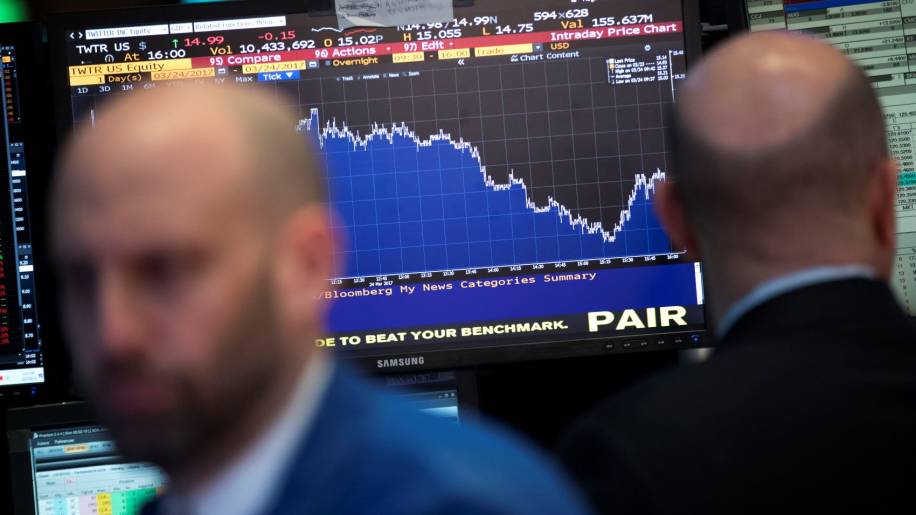 New York Stock Exchange (NYSE) stocks mercado ações índices bolsa baixa queda