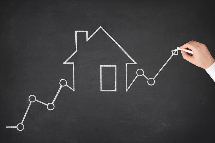 Mortgage Graph with Ascending Price Arrow