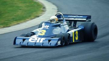 Jody Scheckter em uma Tyrrell-Ford P34 em 1976
