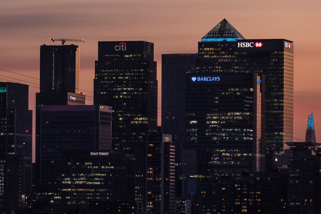 Bancos desocupam escritórios em centro financeiro de Londres – e não apenas por Covid