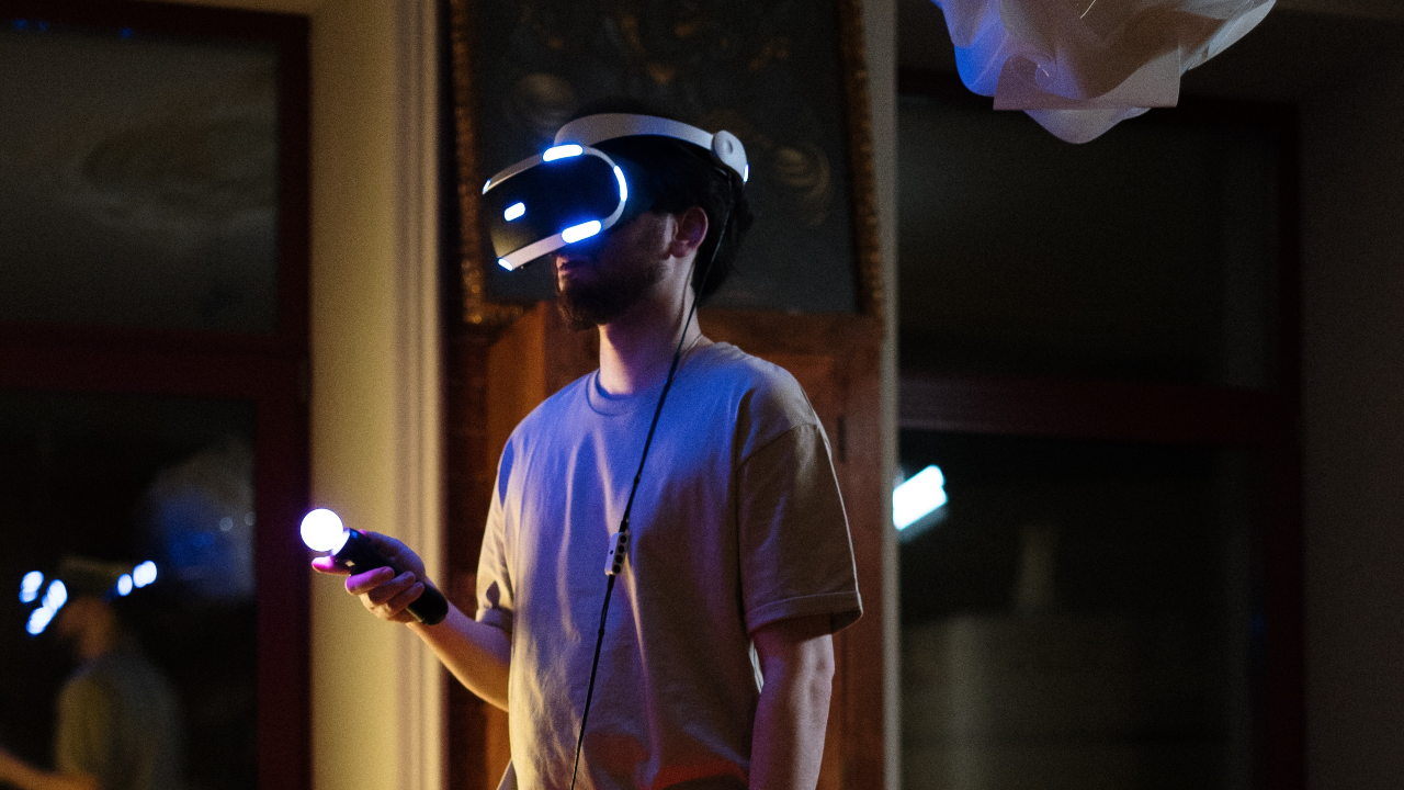 Realidade virtual é uma das tendências (cottonbro/Pexels)