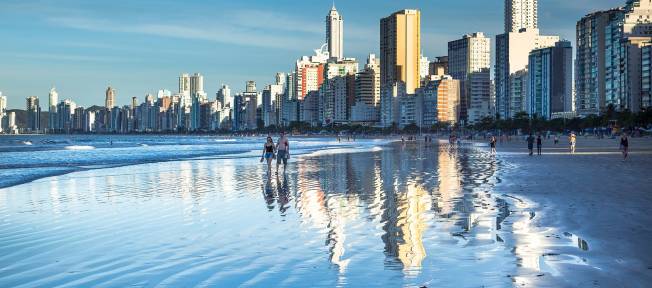 Praia em Santa Catarina (Pixabay)