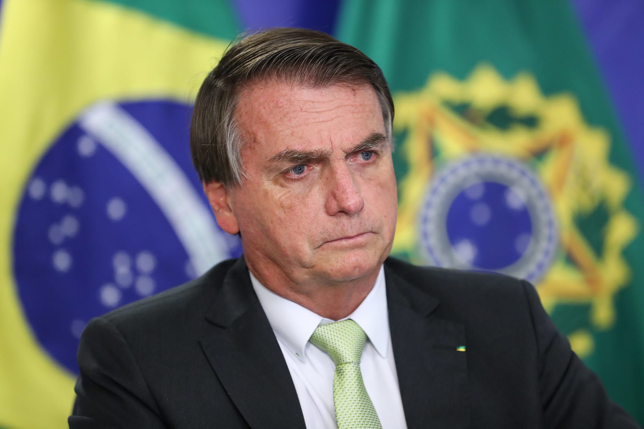 Bolsonaro apresenta melhora marginal na primeira pesquisa Ipespe de fevereiro - InfoMoney