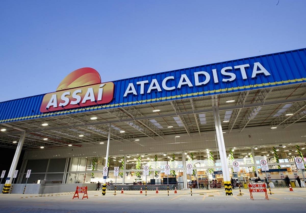 Assaí (ASAI3) anuncia renúncia de CFO; Aymar Giglio Jr. atuará como ...