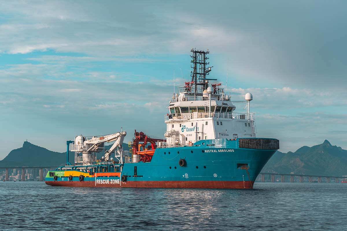 Navios de apoio offshore da OceanPact