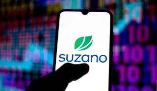 Suzano (SUZB3) conclui recompra de ações, Irani (RANI3) aprova dividendos e mais notícias