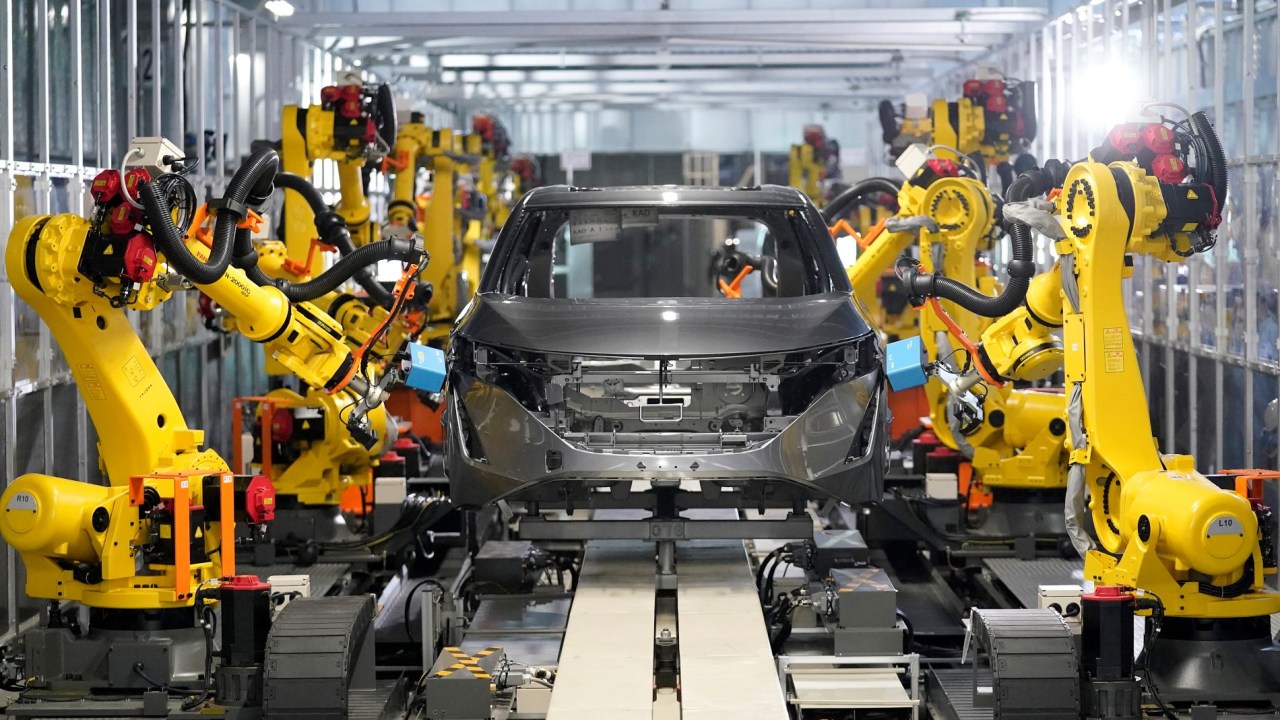 Fábrica da BMW na Alemanha: a produção sofre com a falta de semicondutores (Sean Gallup/Getty Images)