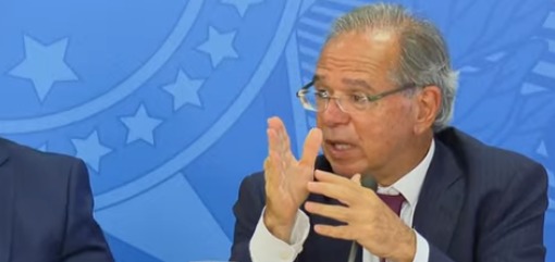 Paulo Guedes em coletiva OCDE