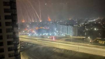 Mísseis atingem a capital ucraniana Kiev na madrugada do dia 25 de fevereiro