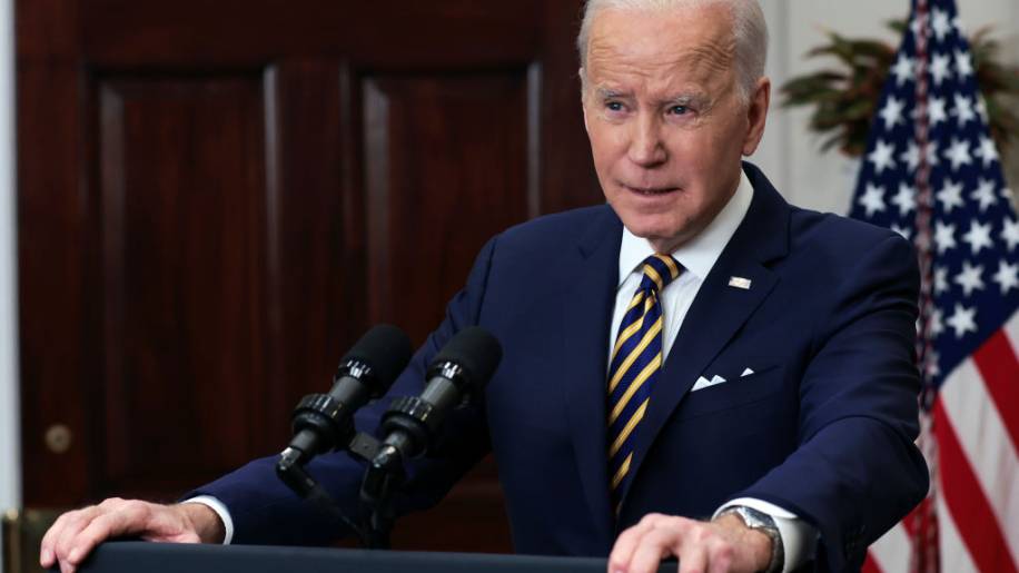Joe Biden anuncia embargo dos EUA ao petróleo russo