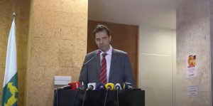 Adolfo Sachsida fala à imprensa após ser anunciado como novo ministro de Minas e Energia (Reprodução/YouTube MME)