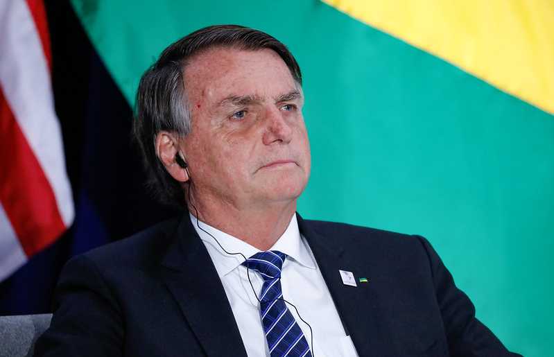 Bolsonaro pede a empresários para conversar com necessitados que acreditam  em "auxílios estratosféricos" - InfoMoney