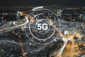 Celular mais barato? Teles pedem menos impostos em eletrônicos por avanço do 5G 1 GettyImages 1156263601