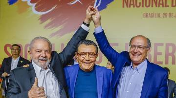 Ex-presidente Lula e Geraldo Alckmin participam da Convenção Nacional do PSB (Foto: Ricardo Stuckert/Divulgação/PT)