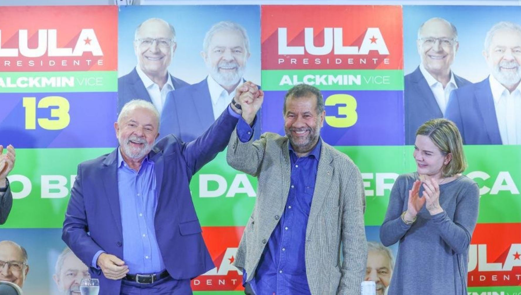 Ciro “vale muito mais” do que 3% de votos, diz Lula ao receber apoio do PDT
