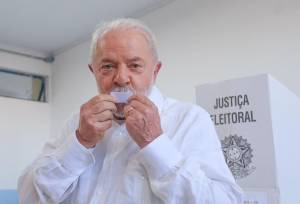 Lula vota em São Bernardo do Campo (SP), no segundo turno das Eleições 2022 (Foto: Ricardo Stuckert/Divulgação)