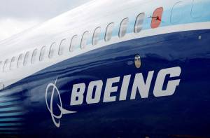 Boeing diz não ter encontrado rachaduras em jatos 787