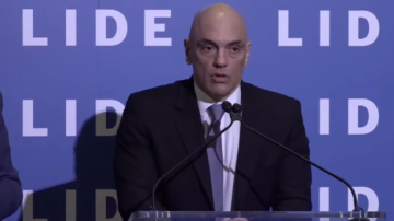 O ministro Alexandre de Moraes discursa em conferência do Lide em Nova York (Reprodução)