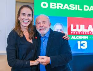 Isabel do vôlei e Lula; atleta integrava equipe de transição do governo (Ricardo Stuckert - Divulgação)